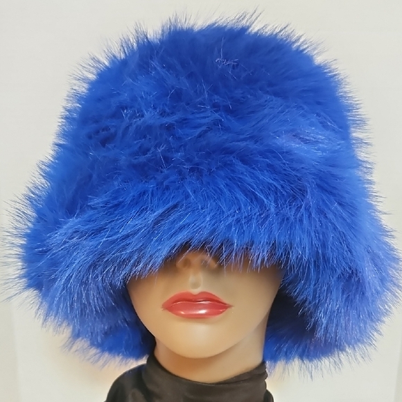 Accessories - Vibrant Blue Faux Fur Hat